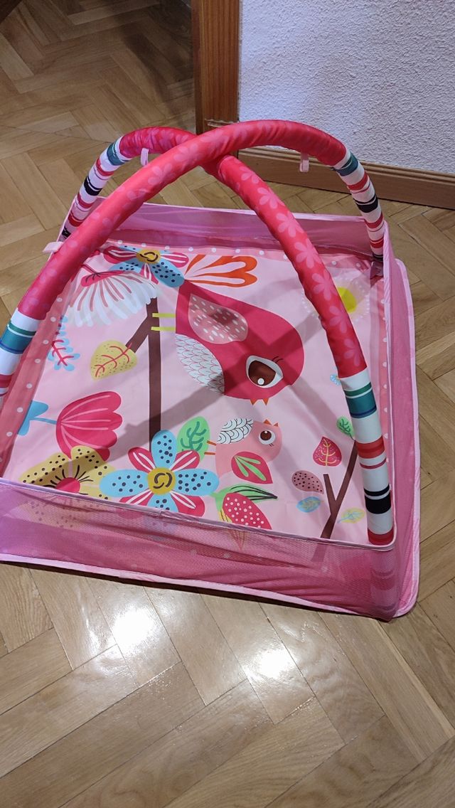 Alfombra de actividades para bebé