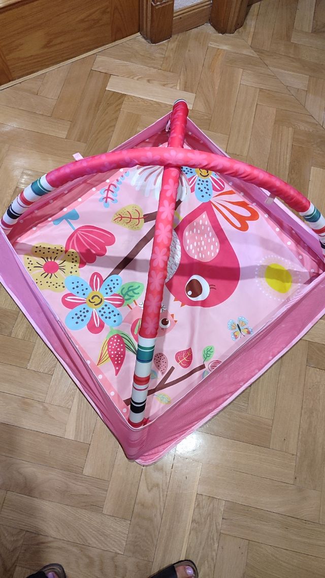 Alfombra de actividades para bebé