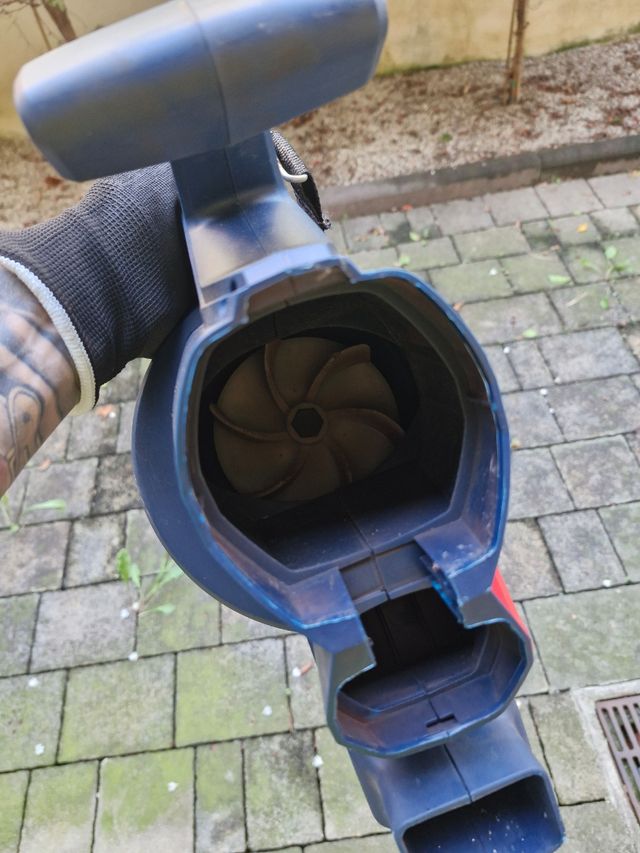 WOLFGANG soffia, aspira e trita (3 in 1) elettrico