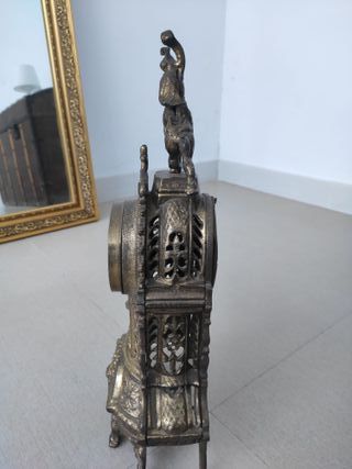 Reloj de mesa antiguo dorado bronce