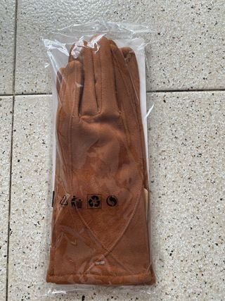Guantes marrones