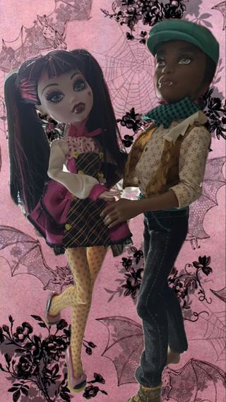 Draculaura X Clawd 