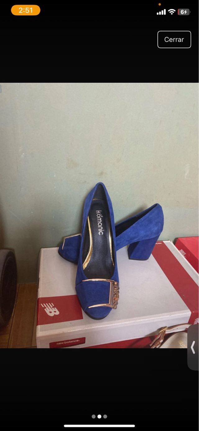Tacones talla 35 ante azul zafiro con pedrería