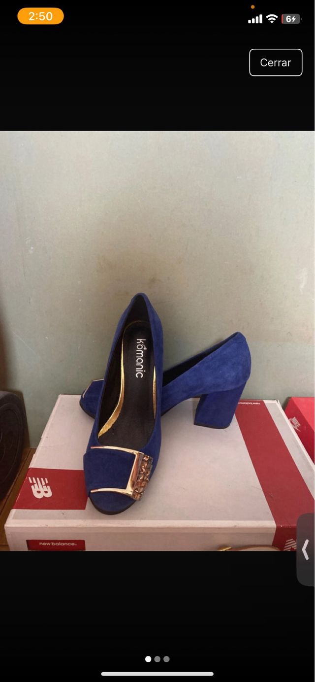 Tacones talla 35 ante azul zafiro con pedrería