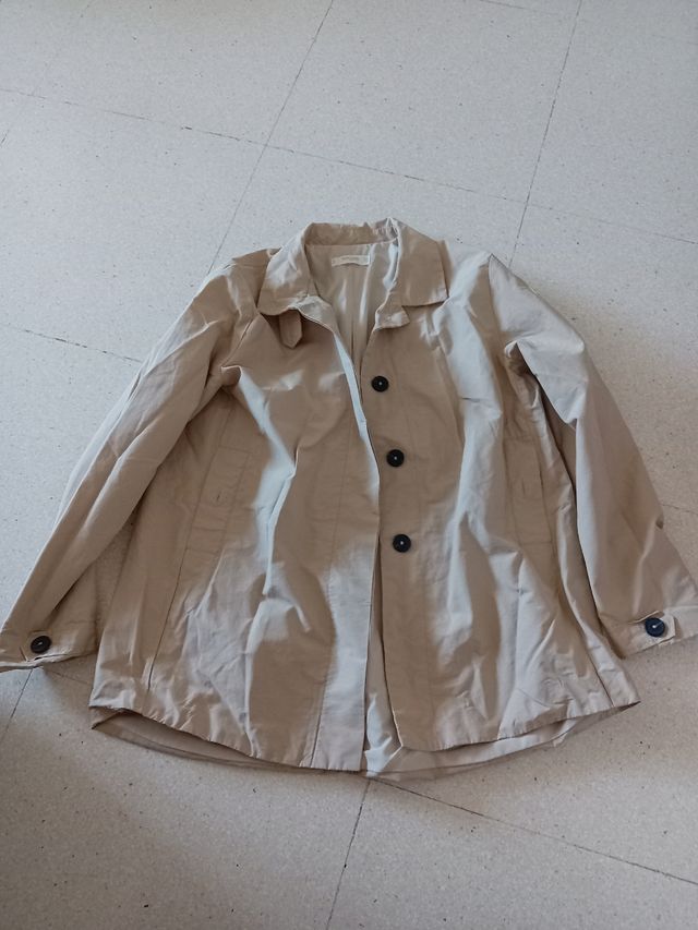 Gabardina niña beige