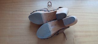 Zuecos de Madera con Plataforma para Mujer