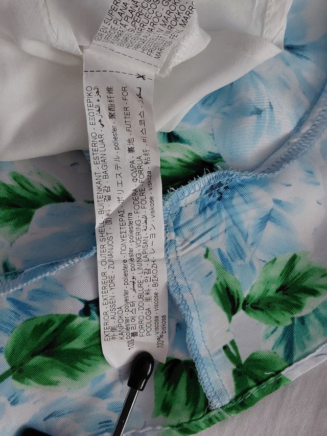 Mono Zara floral azul y verde
