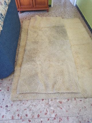 Alfombra de lana beige