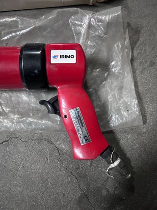 Pistola pneumatica in silicone Irimo PN 215
