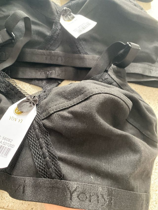 Lote 4 sostenes YON YI negros Talla 46/48/52