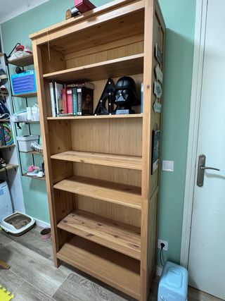 Estantería de madera Ikea