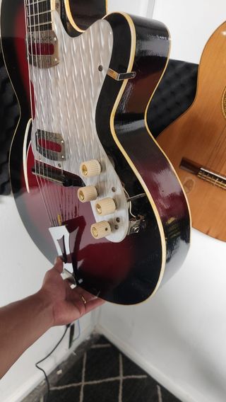 Guitarra Jazz Vintage oferta