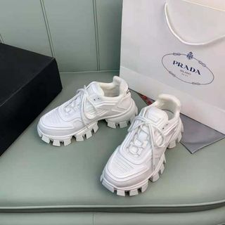 Zapatillas Prada Blancas