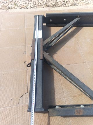 Soporte chasis enganche remolque autocaravana