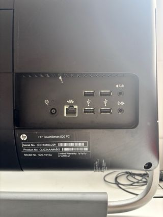 HP Touchsmart 520-1010a PC + alfrombilla de ratón