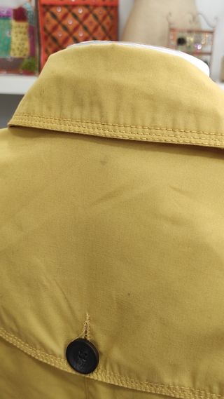 Gabardina Stradivarius Talla S