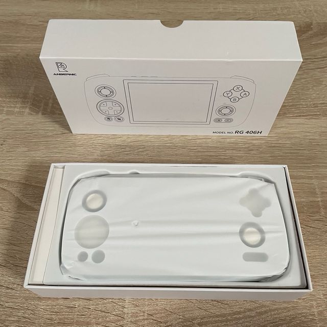 Anbernic RG406H NUEVA