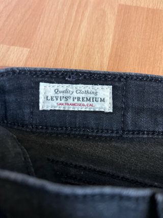 Vaqueros Levi's talla 29 mujer