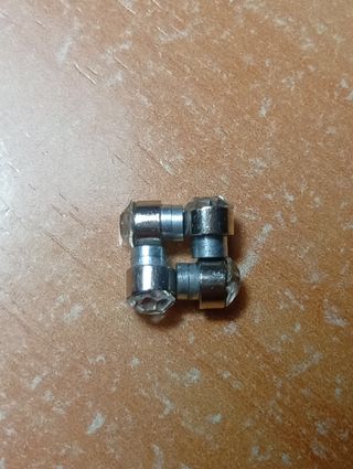 Pendientes magnéticos (4 unidades)