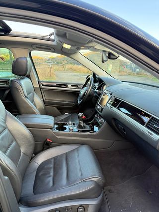 Volkswagen Touareg 7P R-Line 3.0 TDI V6 245 CV