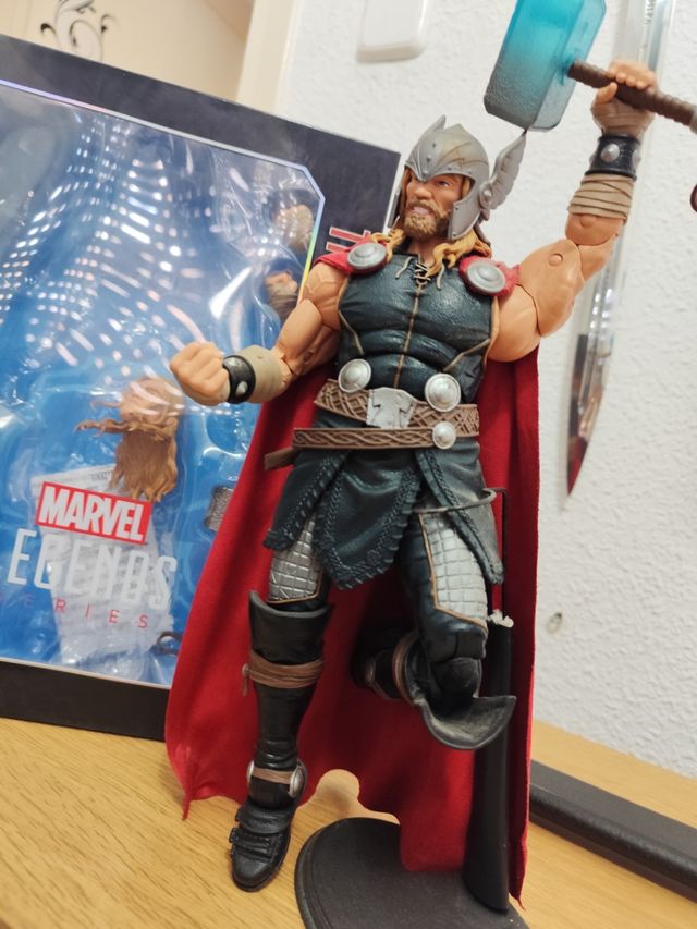 Figura Thor Hasbro 30 cm