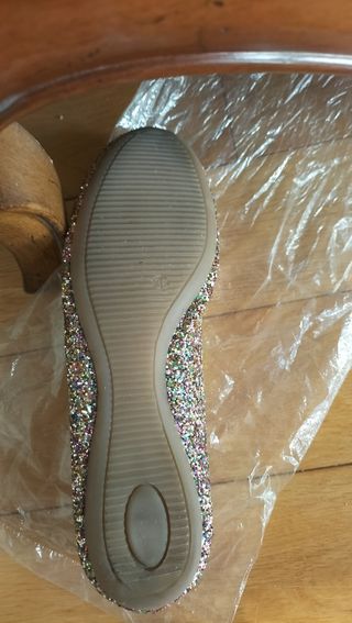 Bailarinas doradas y multicolor con lazo
