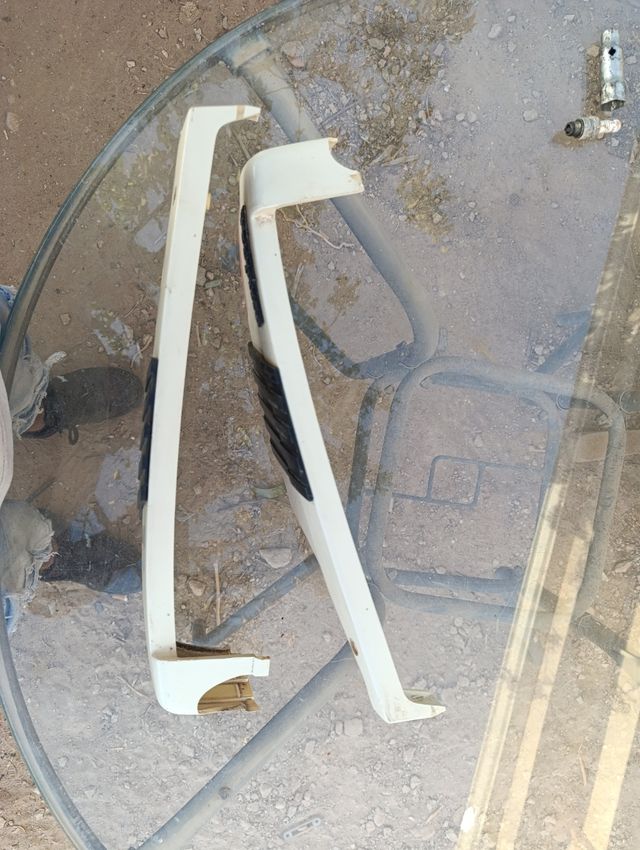 Chapas Laterales Vespino AL Blancas