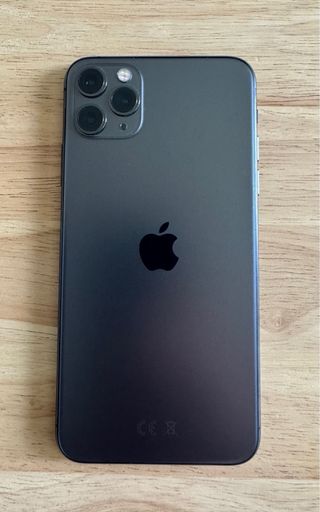 iPhone 11 Pro Max 256GB Gris Espacial 95% batería