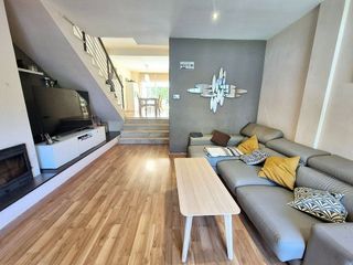 Casa adosada en venta en Arenys de Mar