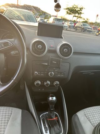 Audi A1 2011