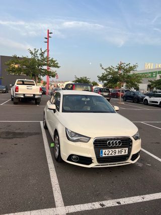 Audi A1 2011