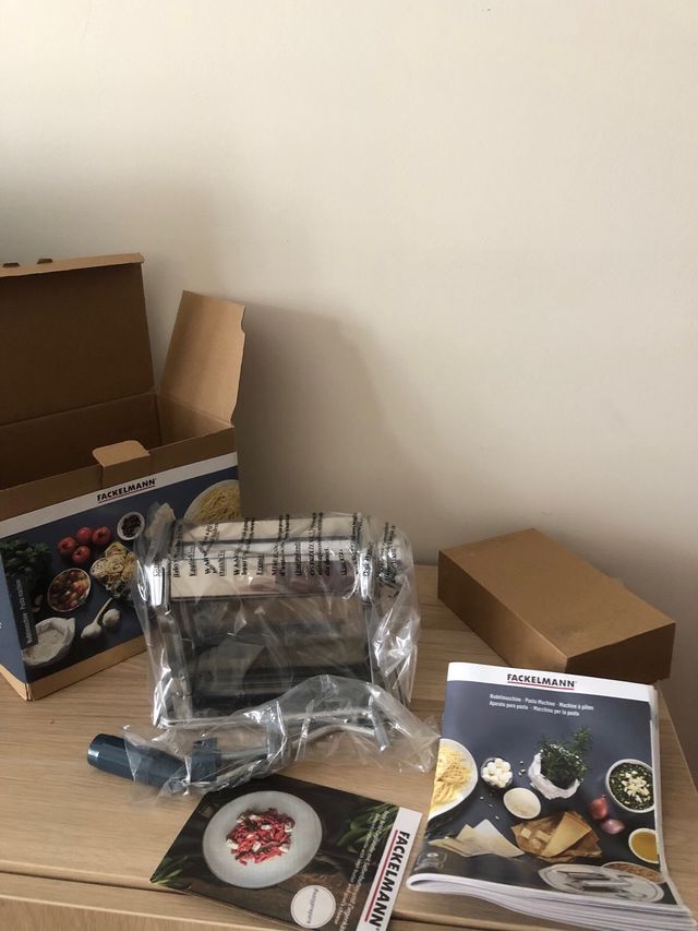 Máquina para pasta Fackelmann nueva sin estrenar