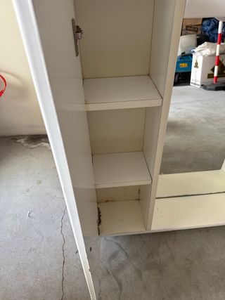 Mueble de baño blanco