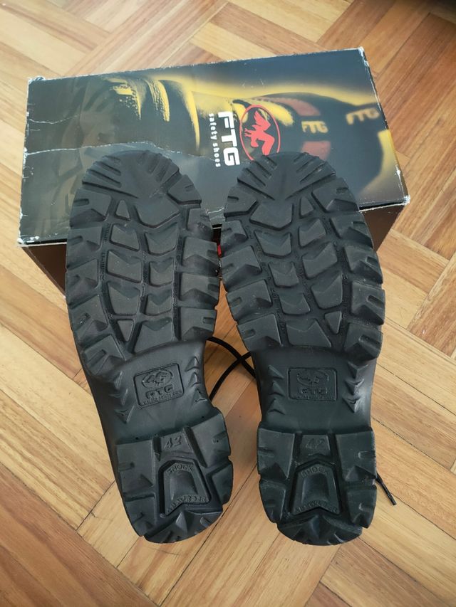 Scarpe antinfortunistiche FTG nere