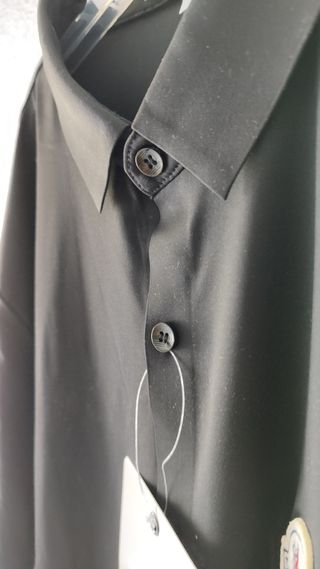 Camisa Moncler Negra Talla M.
Nueva sin estrenar.
