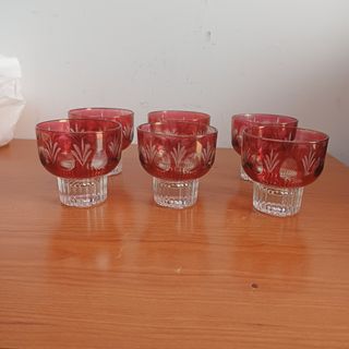 Juego de 6 vasos de cristal tallado