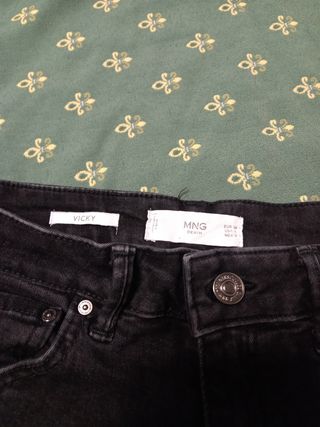 Pantalón corto negro Mango