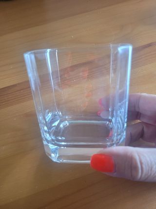 6 Vasos de Agua y 6 Vasos de Tubo