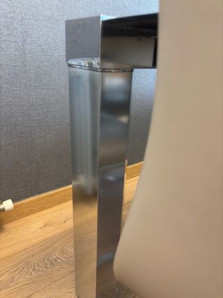 Mesa comedor y 4 sillas modernas