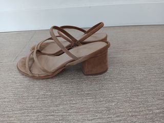 Sandalias de ante marrón
