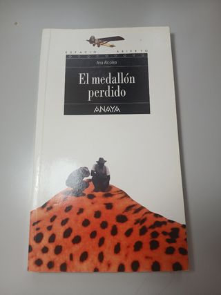 El medallón perdido (Espacio Abierto / Open Spa...
