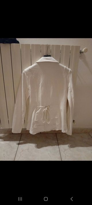 Blazer bianco con fiori