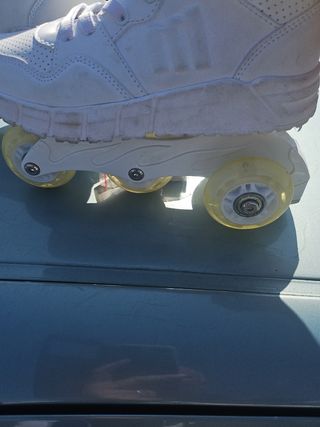Patines en línea blancos mtng nuevos
