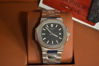 Patek Philippe Nautilus Negro Plata