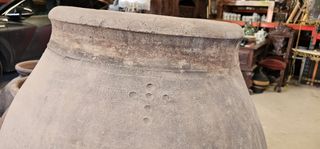 Tinajas antiguas de barro