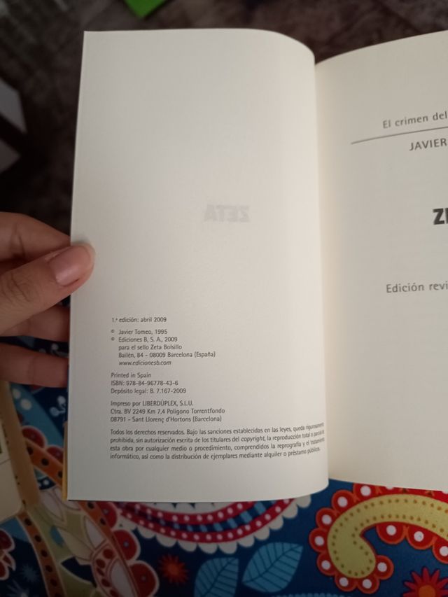 El crimen del cine oriente de Javier Tomeo
