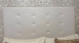 Cabezal de piel blanco