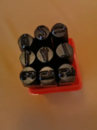 Troqueles punzones para metal