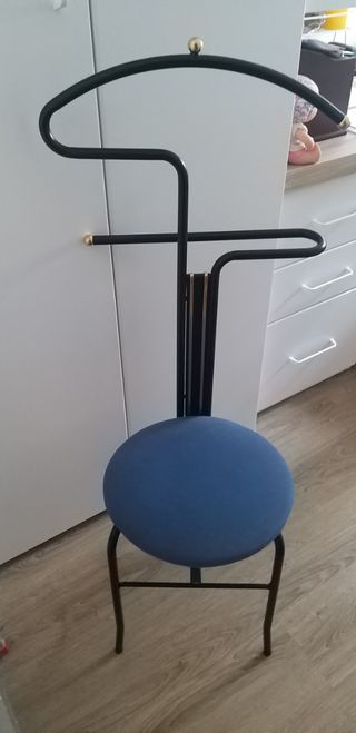 Galan de noche negro con asiento azul alto 1.05cm