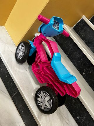 Moto correpasillos Molto rosa y azul